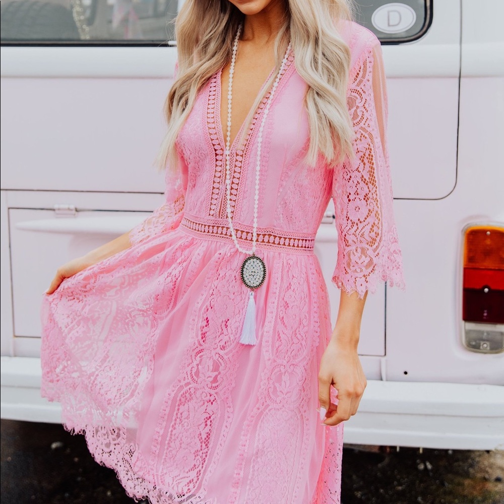 Gorgeous Boho Lace Detailed Dress - Picture 3 of 8